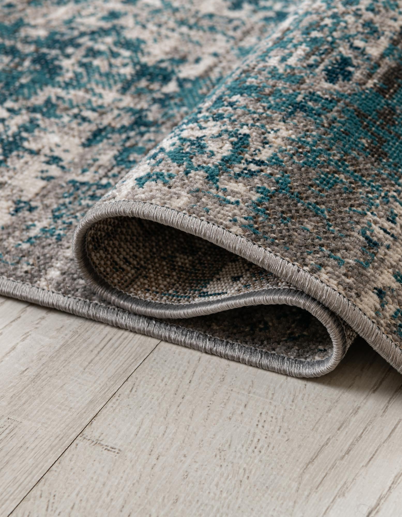 5' 3 x 5' 3 Aarhus Round Rug