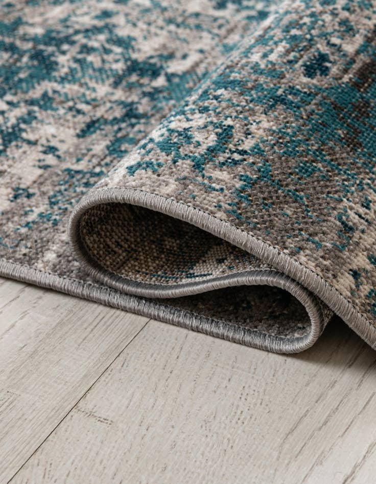 Detail image of 7' 10 x 7' 10 Aarhus Round Rug