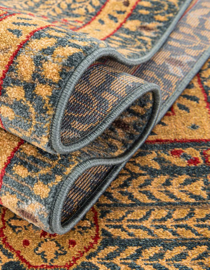 Detail image of 6' x 6' Amina Round Rug