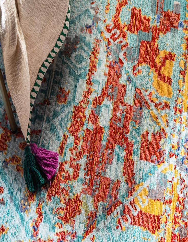 Detail image of 6' x 6' Aqua Round Rug