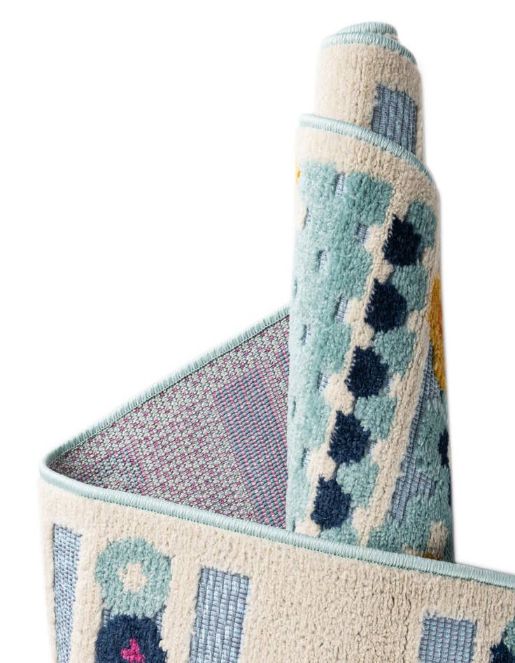 Detail image of 3' 3 x 3' 3 Easy-Clean Aruba Indoor / Outdoor Round Rug