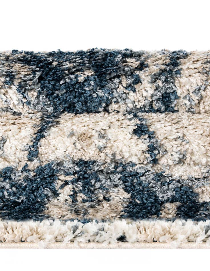 Detail image of 5' x 5' Athena Shag Round Rug