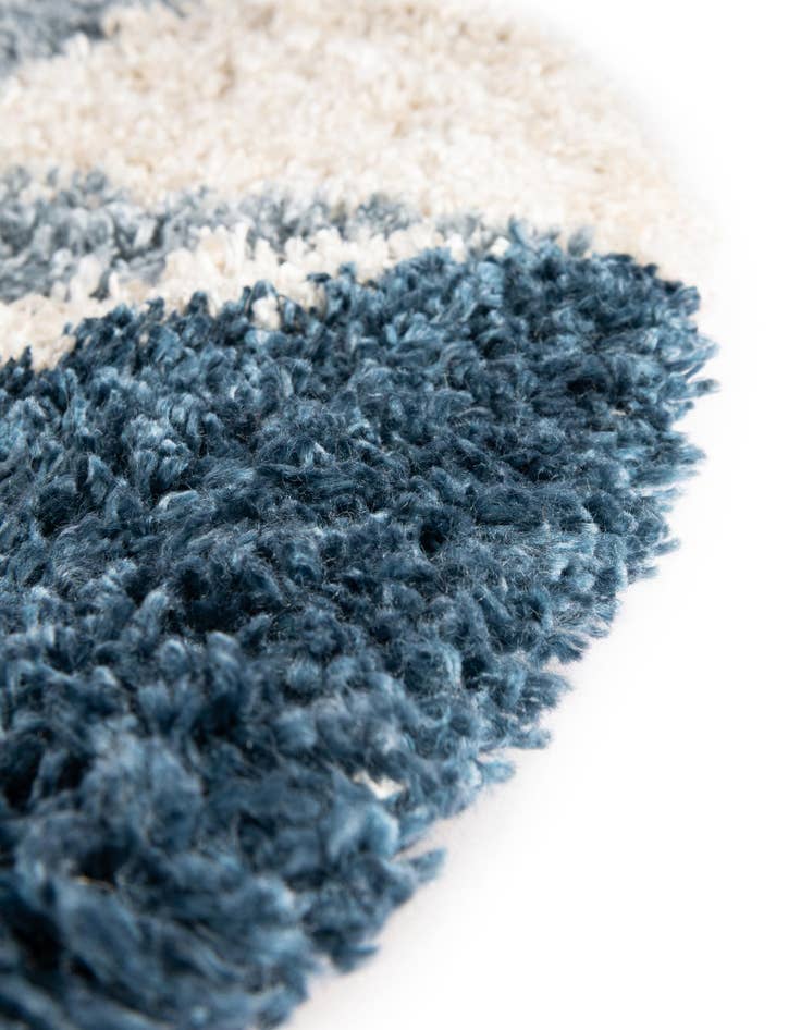 Detail image of 100cm x 100cm Lagom Shag Round Rug