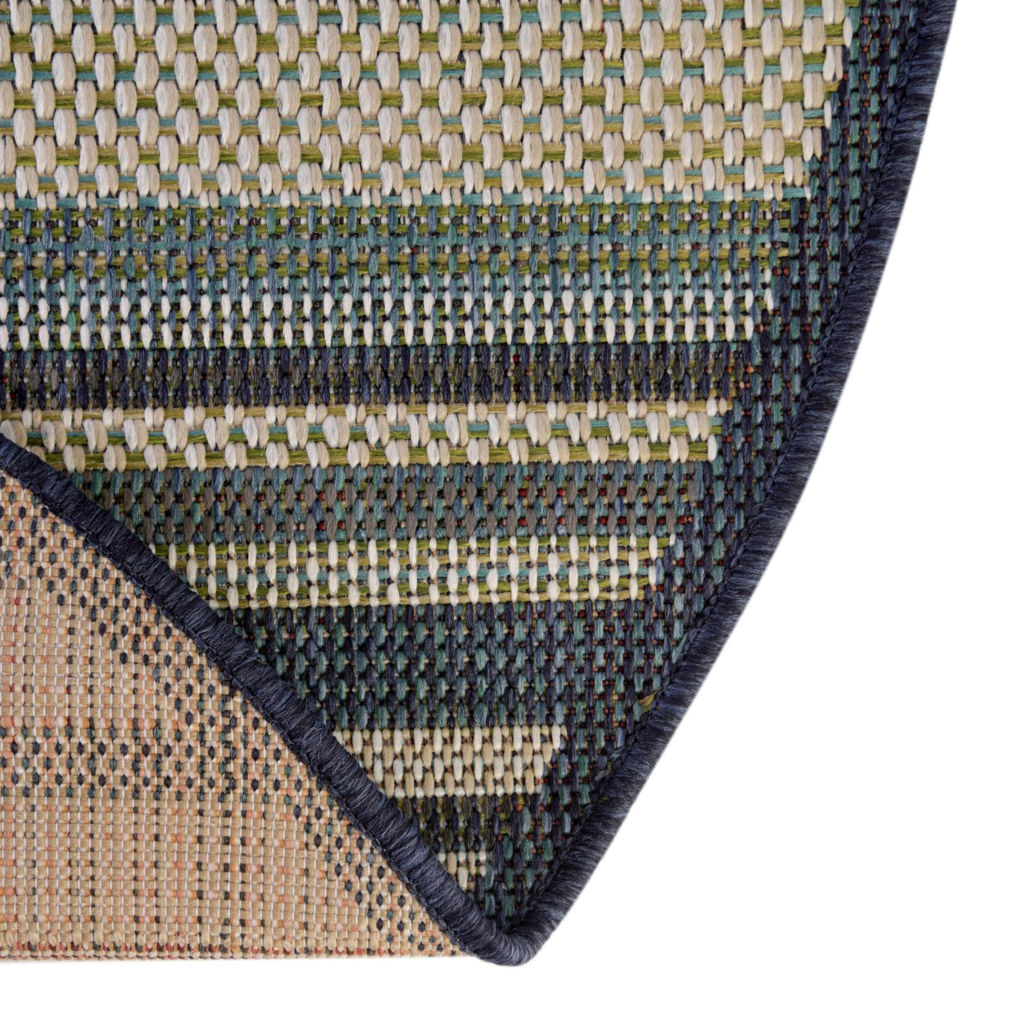 5' 3 x 5' 3 Easy-Clean Baja Indoor / Outdoor Round Rug