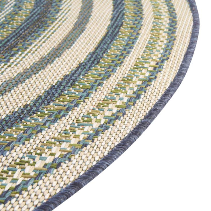Detail image of 12' x 12' Easy-Clean Baja Indoor / Outdoor Round Rug