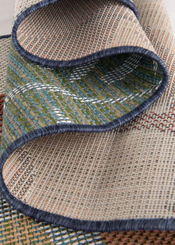3' 3 x 3' 3 Easy-Clean Baja Indoor / Outdoor Round Rug
