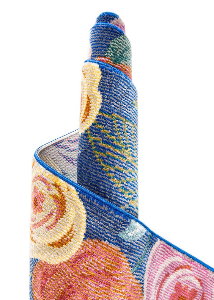 5' 3 x 5' 3 Blossom Round Rug