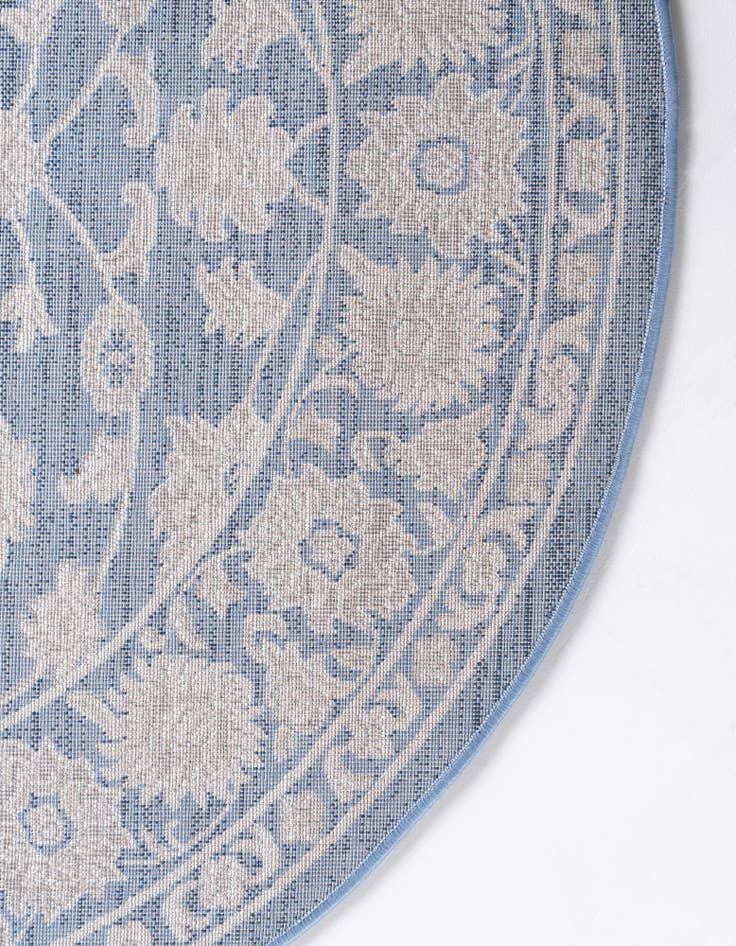 Detail image of 3' 3 x 3' 3 Boston Round Rug