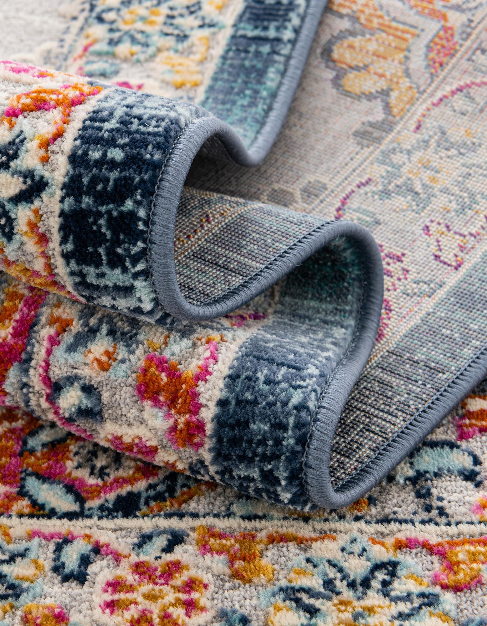 3' 7 x 3' 7 Budapest Round Rug