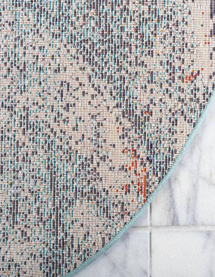 Detail image of 8' x 8' Washable Carnevale Round Rug