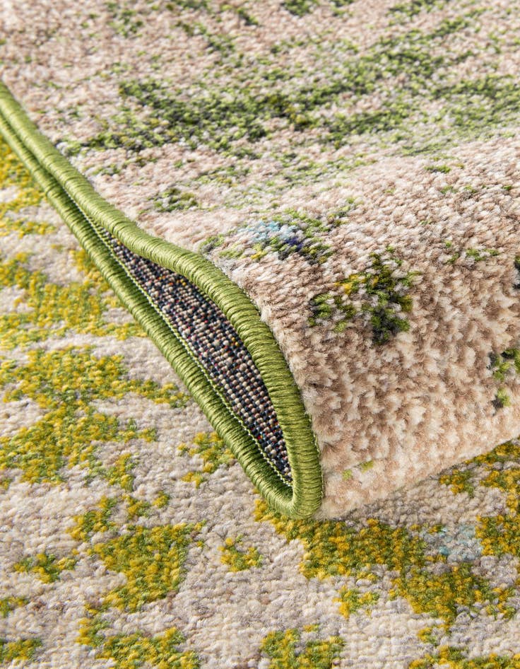 Detail image of 8' x 8' Washable Casablanca Round Rug