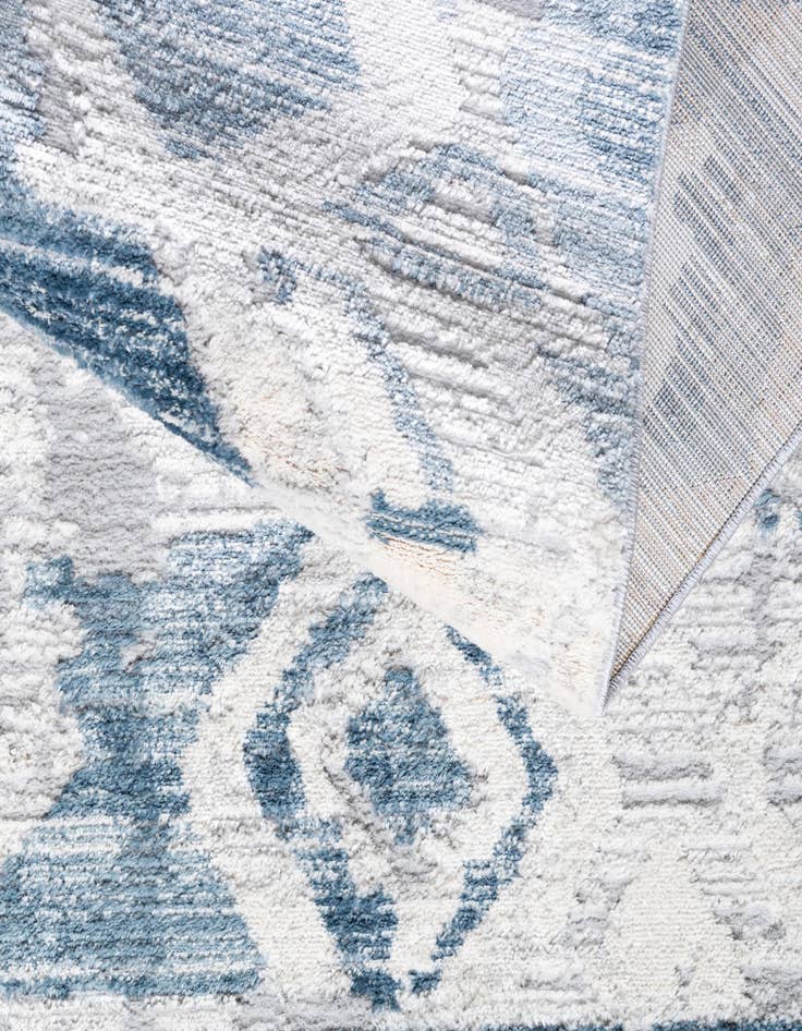 Detail image of 4' x 4' Caspian Round Rug