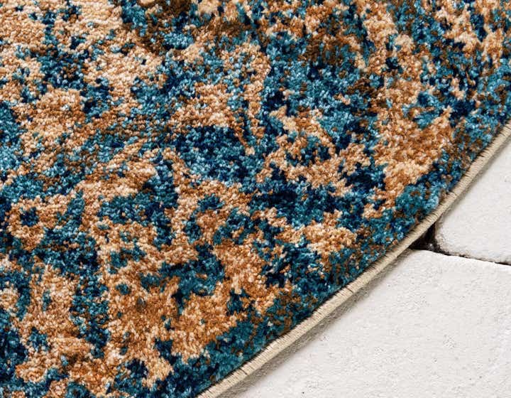 4' 5 x 4' 5 Charlestown Round Rug