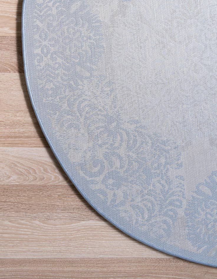 Detail image of 4' x 4' Chesterfield Round Rug