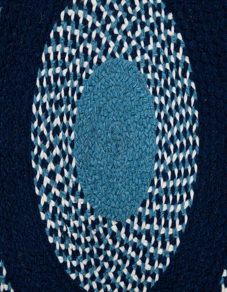 Detail image of 3' 7 x 3' 7  Hand Woven Chindi Cotton Round Rug