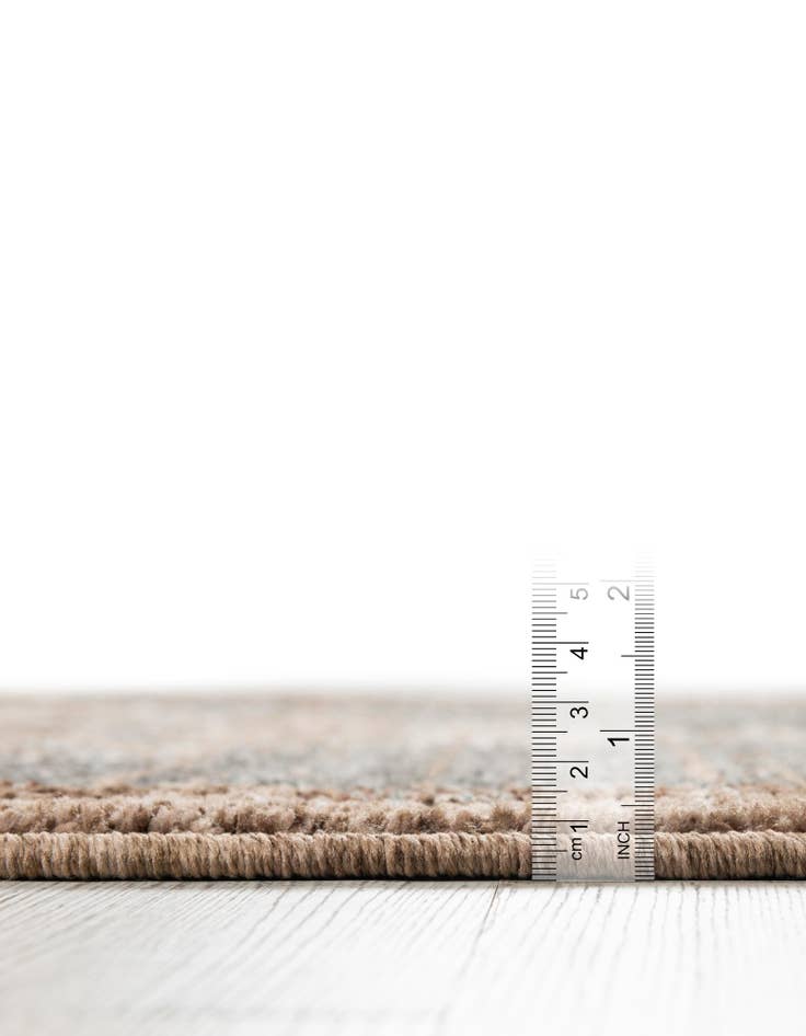 Detail image of 5' x 5' Grand Tradition Round Rug