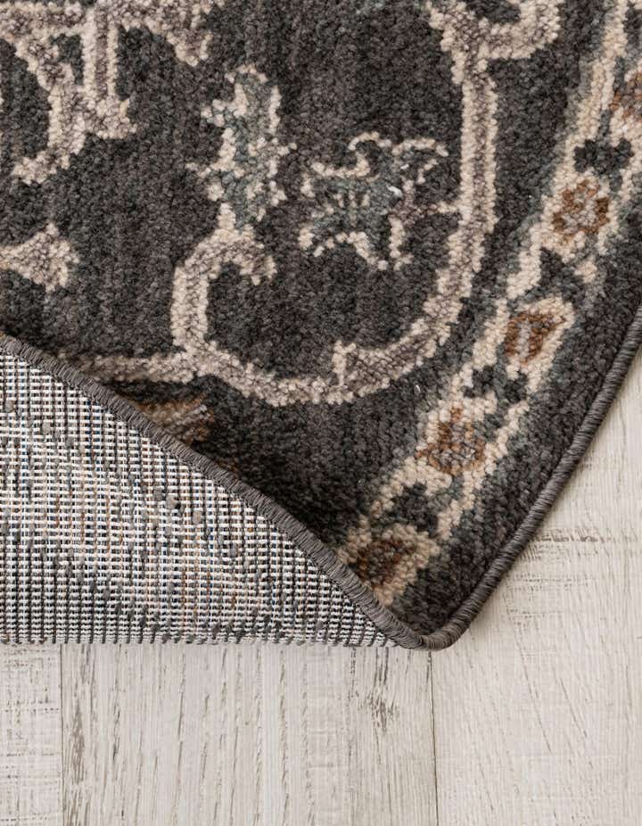 5' x 5' Grand Tradition Round Rug