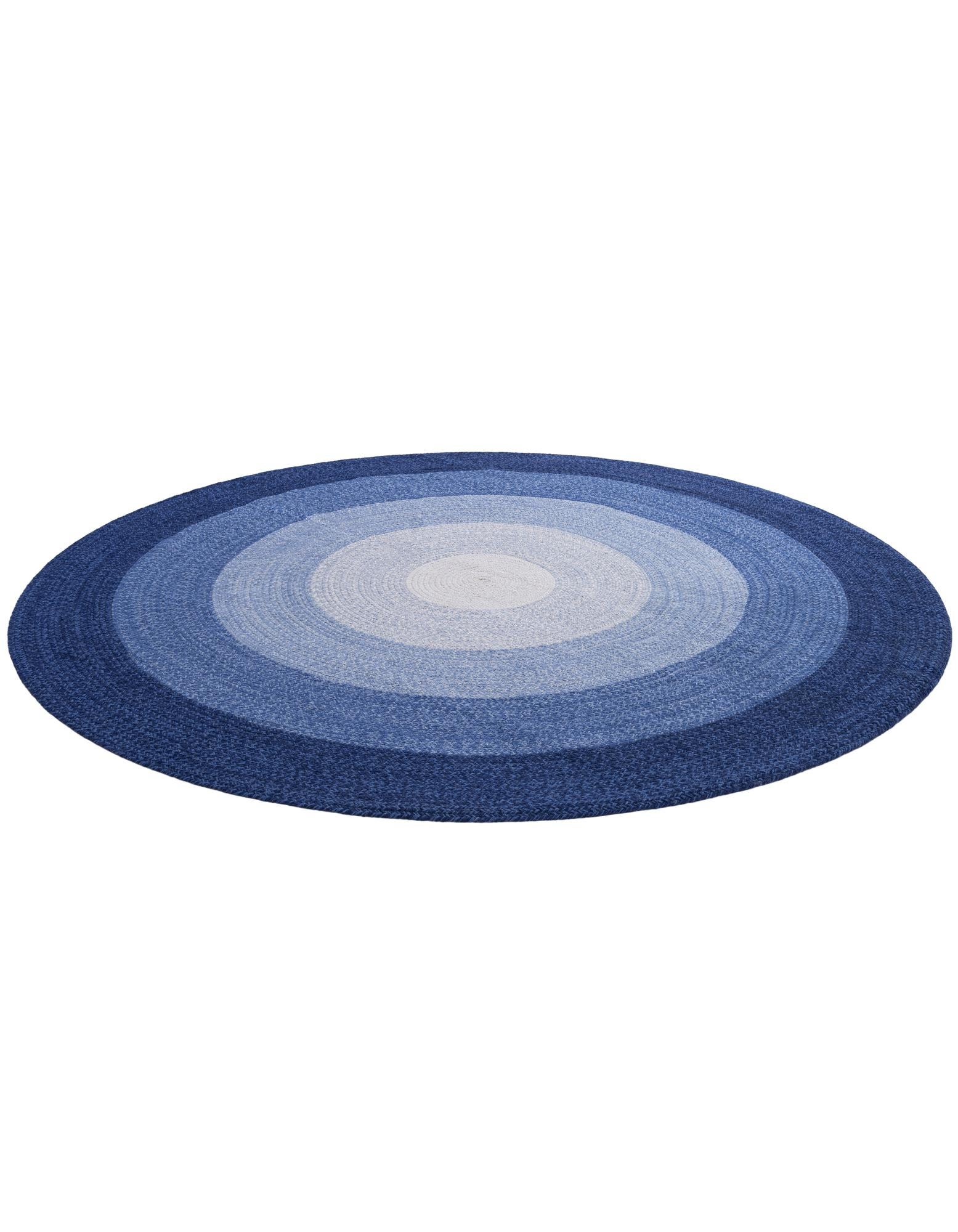 7' 10 x 7' 10 Handmade Hand Braided Wool Round Rug