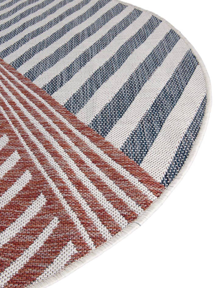 Detail image of 6' 7 x 6' 7 Easy-Clean Jill Zarin Indoor / Outdoor Round Rug
