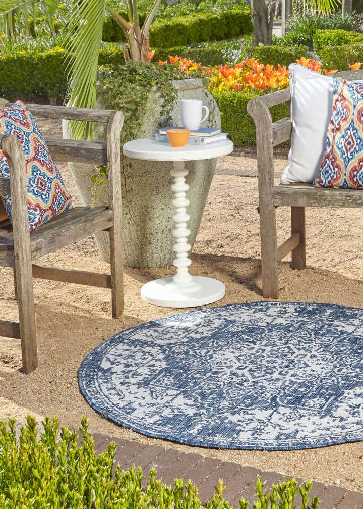 10' 8 x 10' 8 Easy-Clean Jill Zarin Dubai Indoor / Outdoor Round Rug
