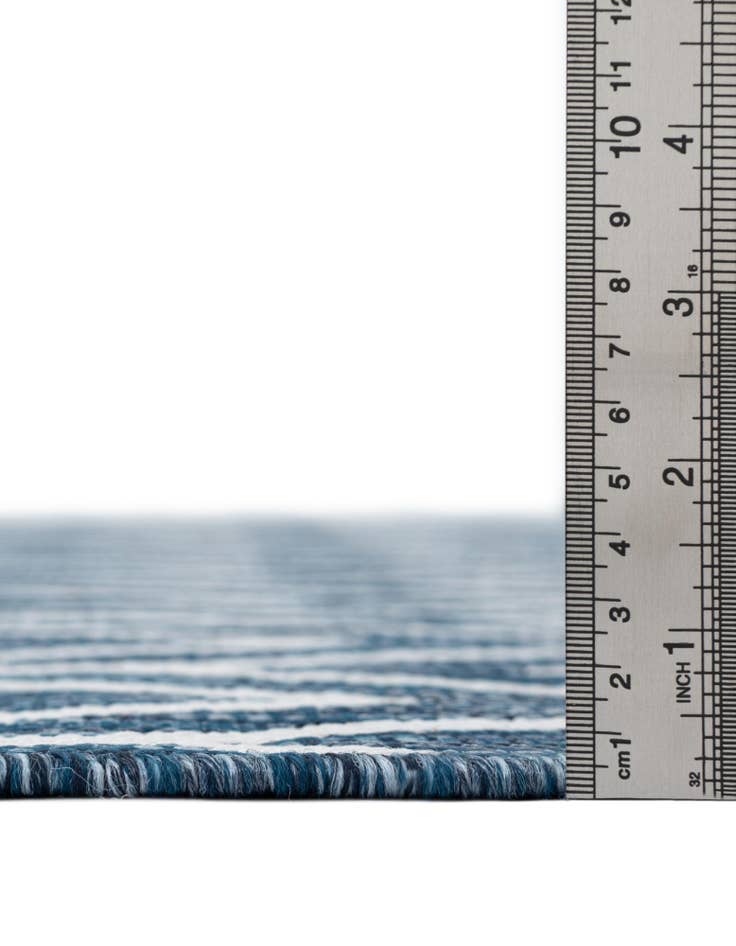 Detail image of 6' 7 x 6' 7  Washable Jill Zarin Turks and Caicos Indoor / Outdoor Round Rug