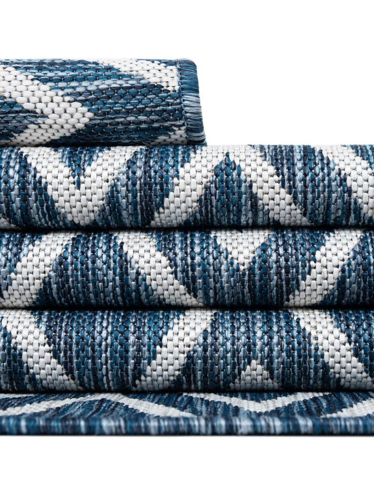 Detail image of 6' 7 x 6' 7  Washable Jill Zarin Turks and Caicos Indoor / Outdoor Round Rug