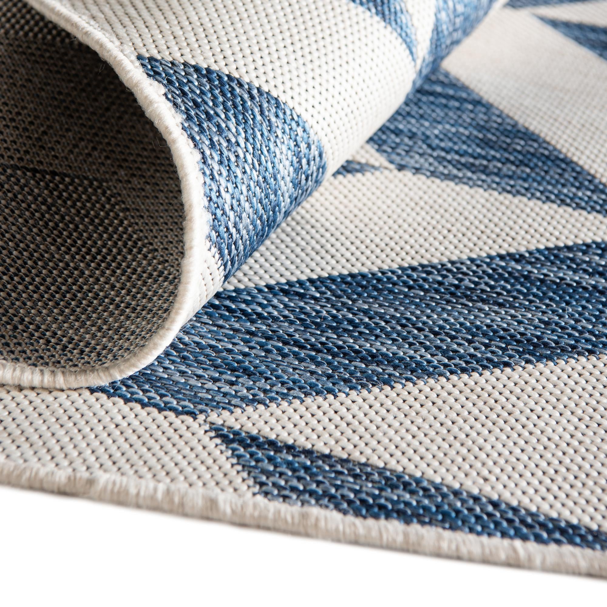 6' 7 x 6' 7 Easy-Clean Jill Zarin Napa Indoor / Outdoor Round Rug