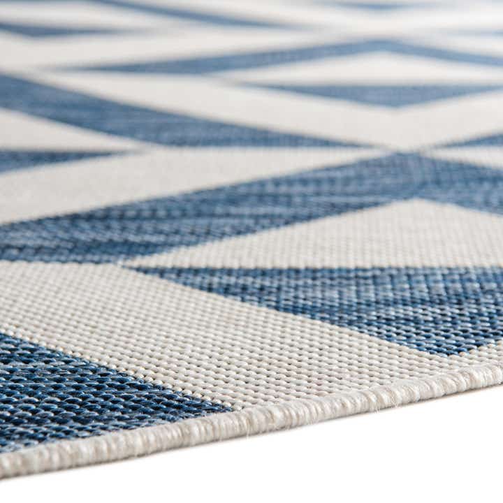 6' 7 x 6' 7 Easy-Clean Jill Zarin Napa Indoor / Outdoor Round Rug