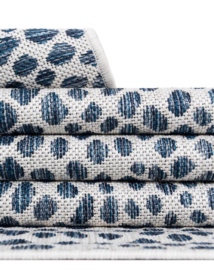 Detail image of 6' 7 x 6' 7  Washable Jill Zarin Cape Town Indoor / Outdoor Round Rug