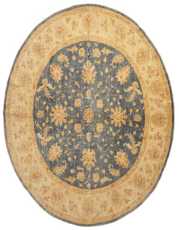 Detail image of 8' 2 x 8' 2 Kaizar Wool Round Rug