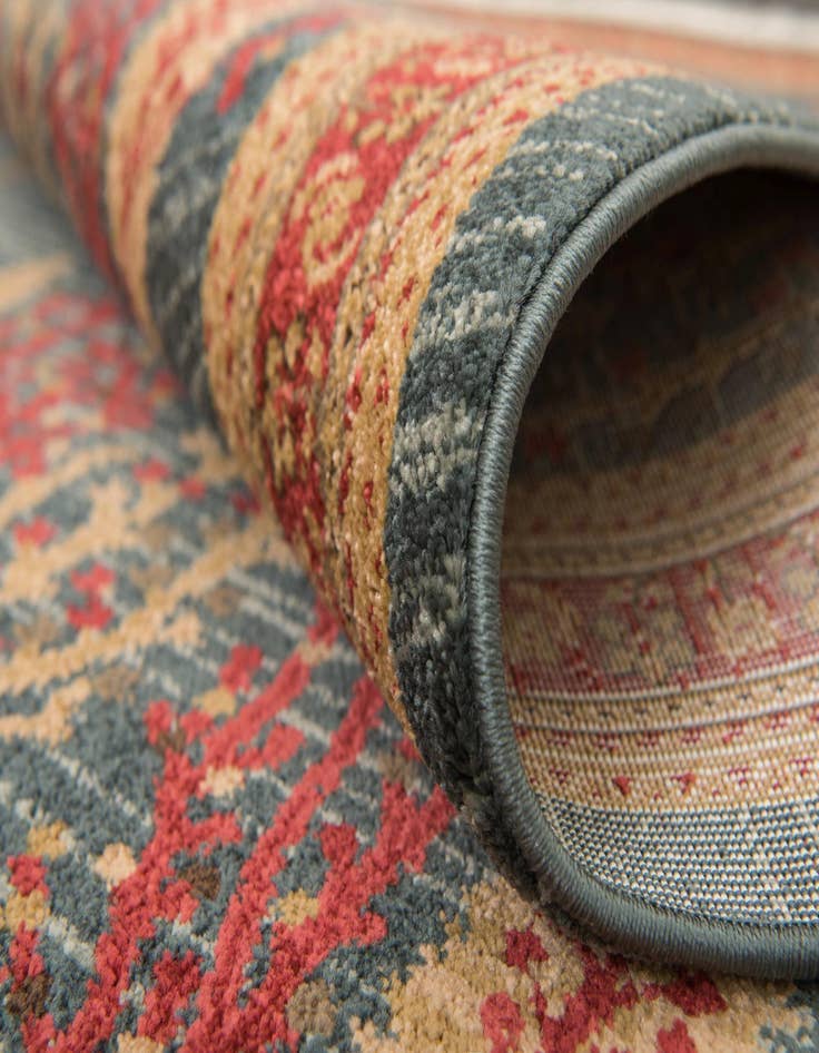Detail image of 3' 3 x 3' 3 Kashkuli Gabbeh Round Rug