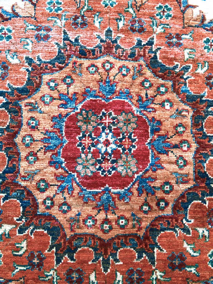 Detail image of 5' 10 x 5' 10 Hand Knotted Kazak Round Rug