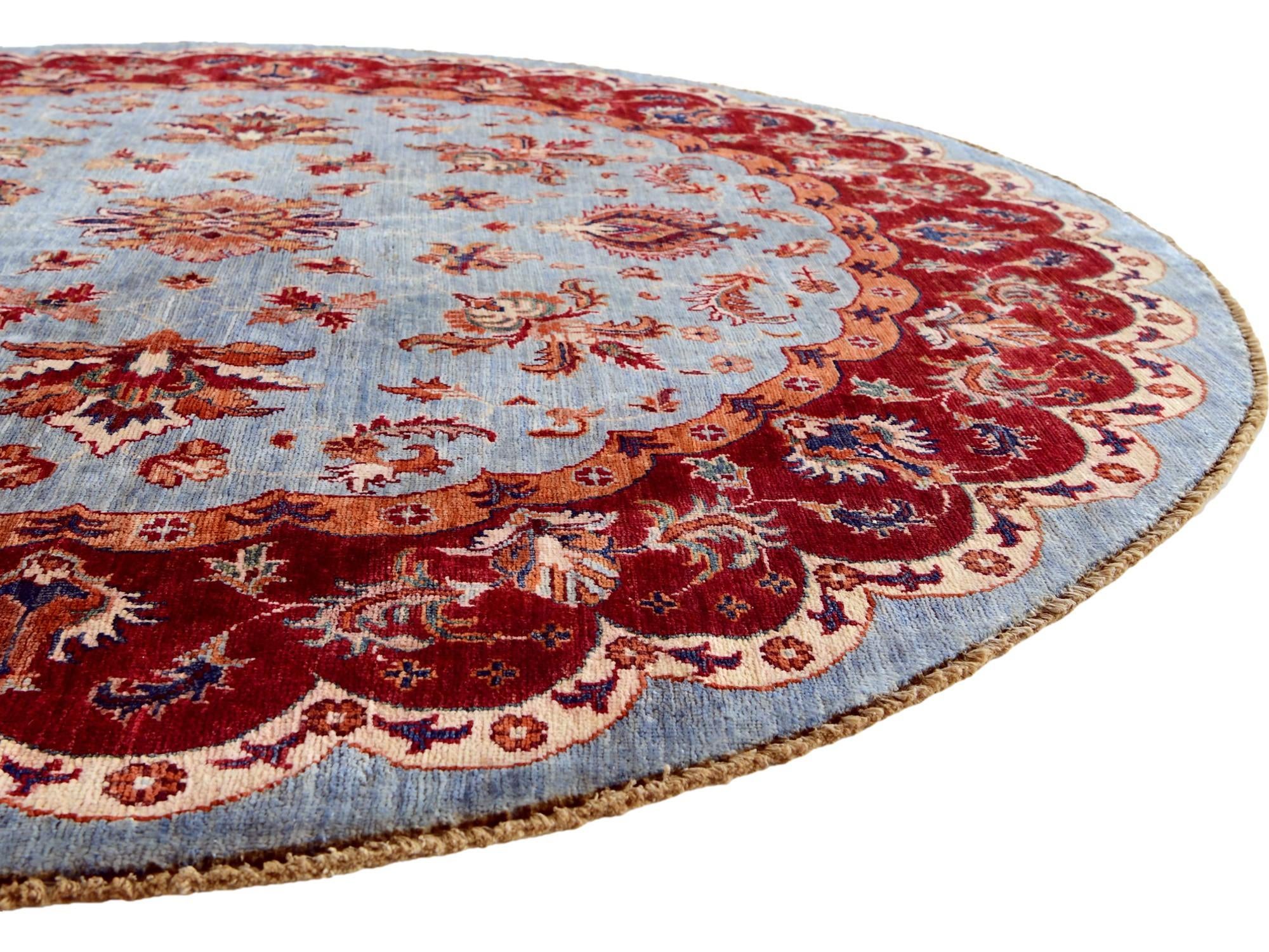 5' 9 x 5' 9 Hand Knotted Kazak Round Rug