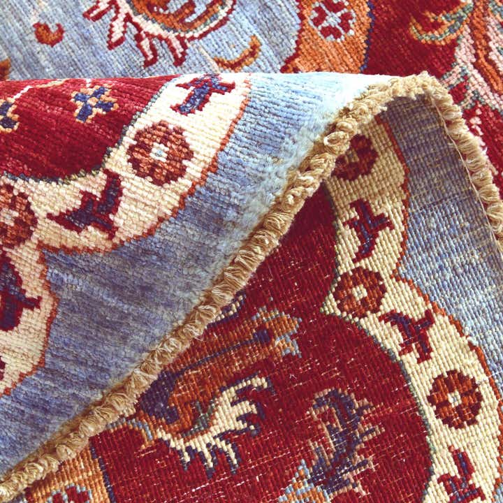 5' 9 x 5' 9 Hand Knotted Kazak Round Rug