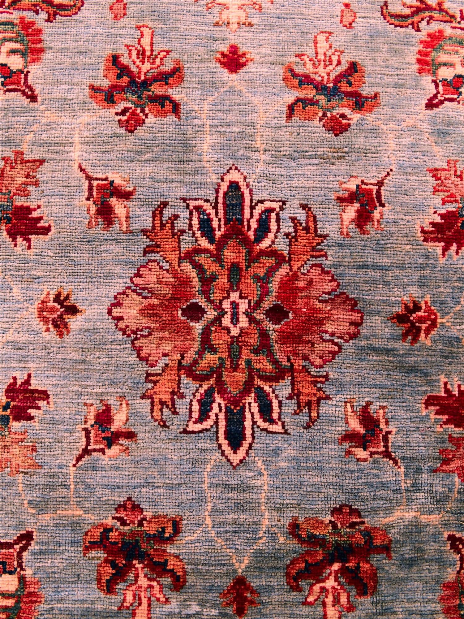 5' 9 x 5' 9 Hand Knotted Kazak Round Rug