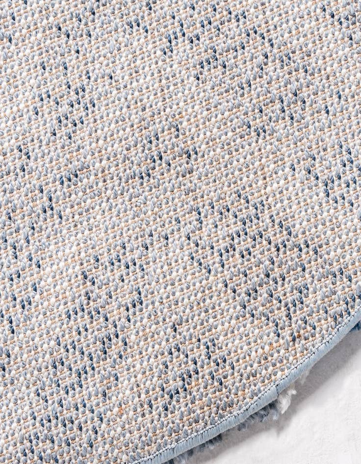 Detail image of 3' 3 x 3' 3 Lagom Shag Round Rug