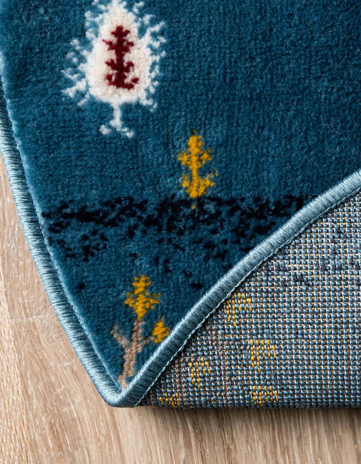 Detail image of 5' 3 x 5' 3 Laguna Round Rug