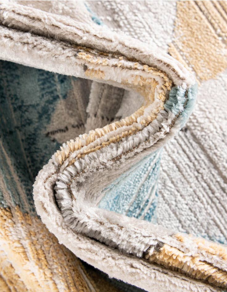 Detail image of 7' x 7' Leipzig Round Rug