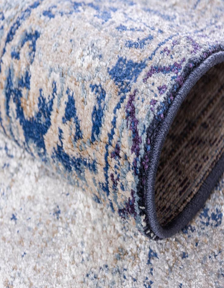 Detail image of 5' x 5' Lexington Round Rug