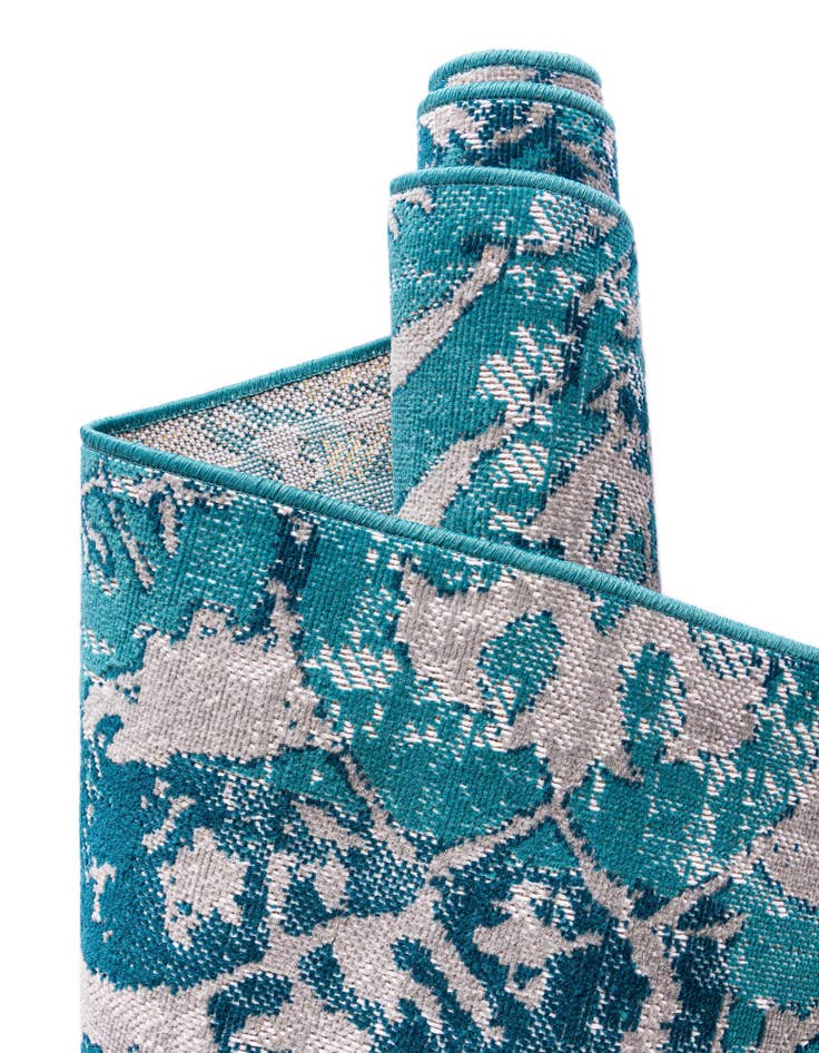 Detail image of 5' 3 x 5' 3 Lucerne Round Rug