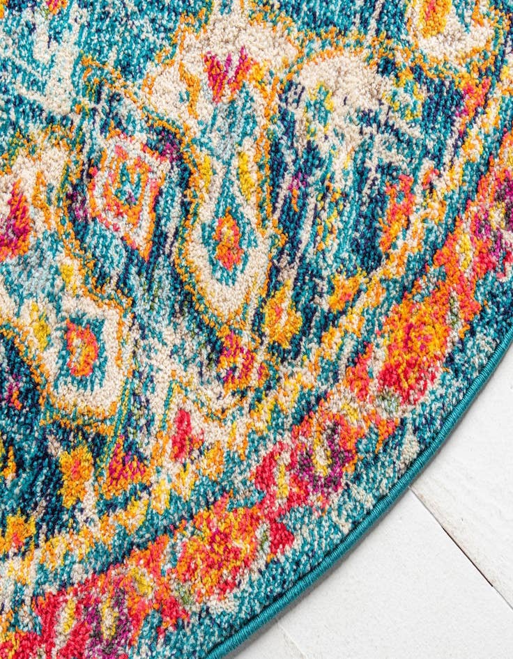 Detail image of 7' 10 x 7' 10 Madeline Round Rug