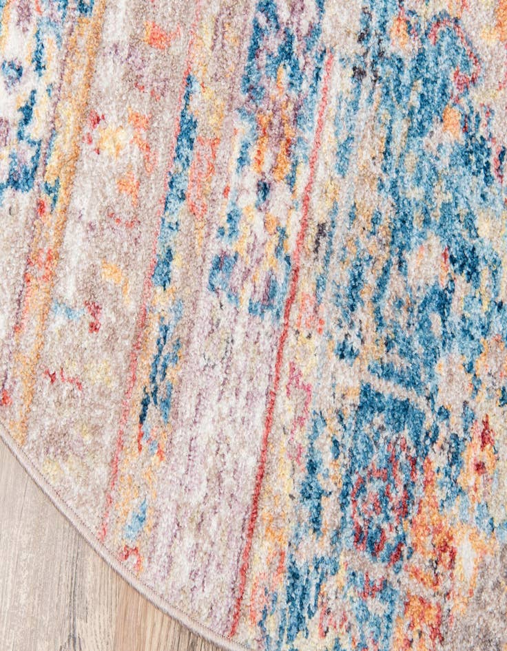 Detail image of 5' x 5' Madrid Round Rug