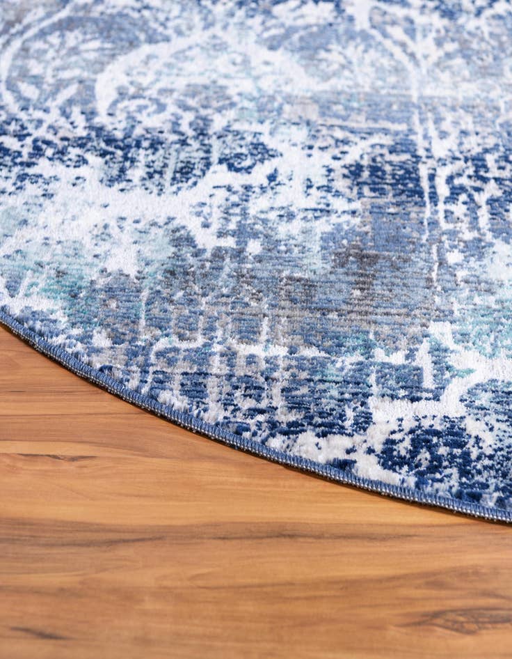 Detail image of 5' 2 x 5' 2 Malibu Round Rug