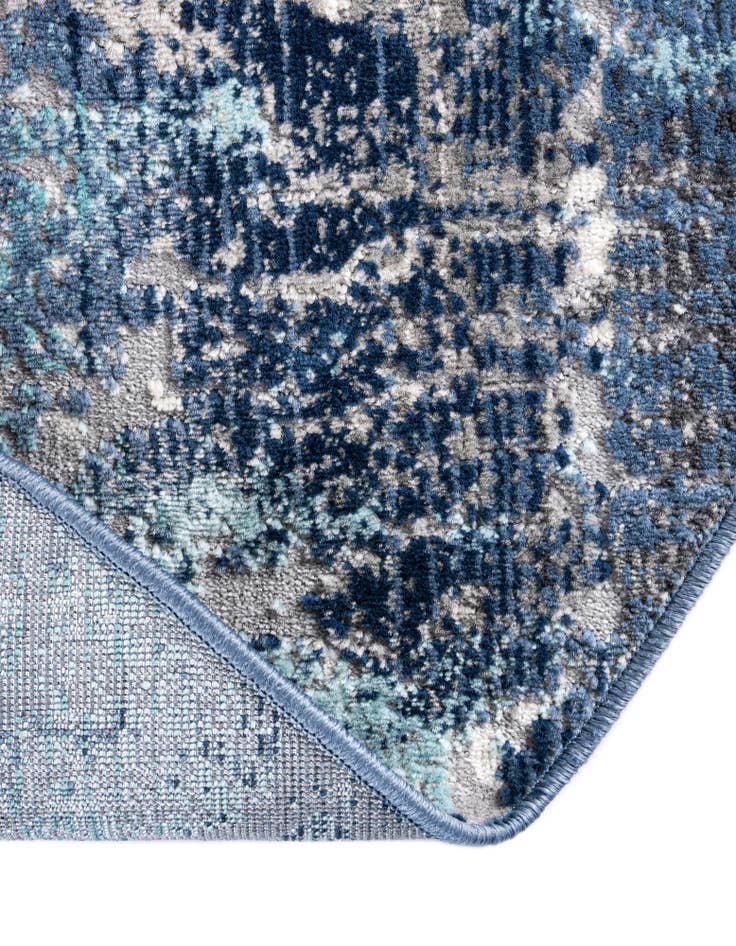 Detail image of 3' 7 x 3' 7 Malibu Round Rug