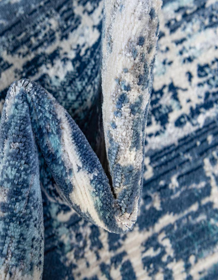 Detail image of 5' 2 x 5' 2 Malibu Round Rug