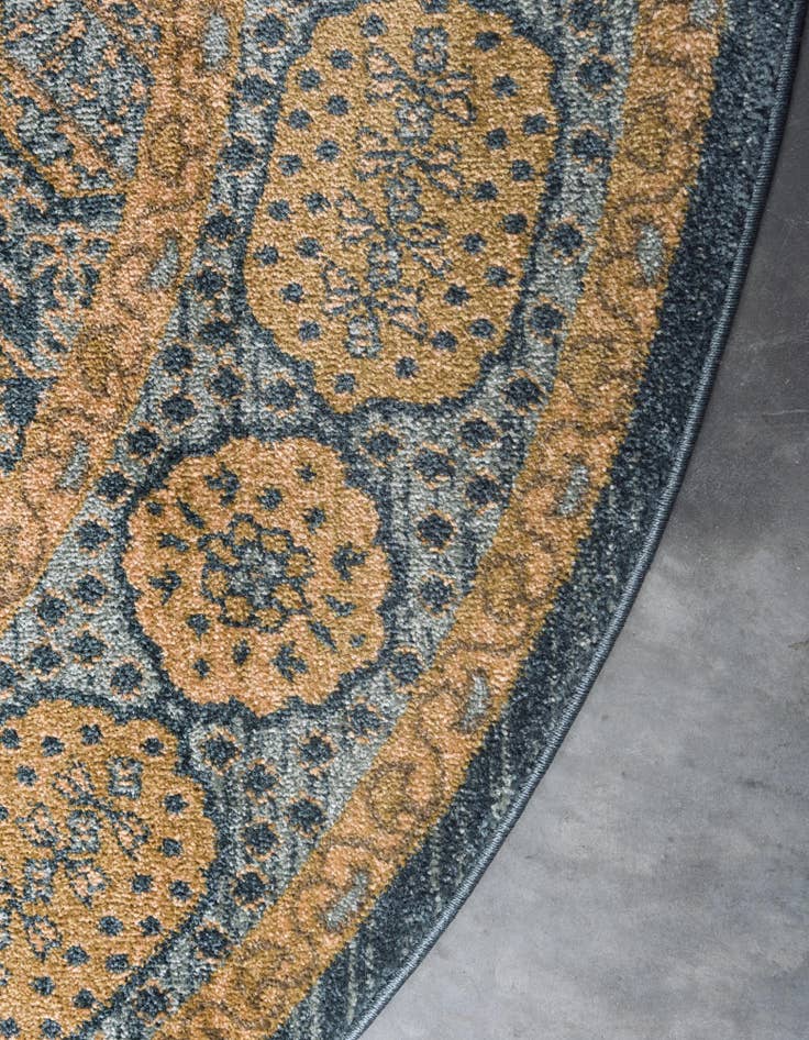 Detail image of 3' 3 x 3' 3 Mamluk Round Rug