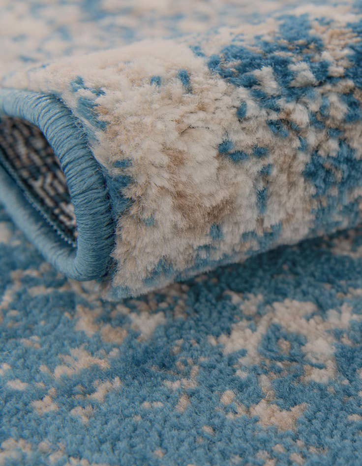 Detail image of 7' x 7' Monaco Round Rug