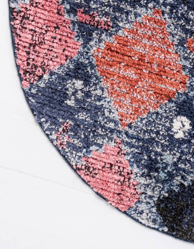 Detail image of 7' x 7' Morocco Round Rug