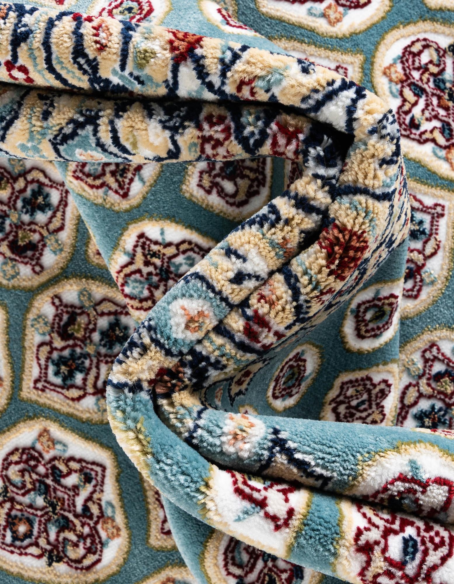 5' 3 x 5' 3 Nain Design Round Rug