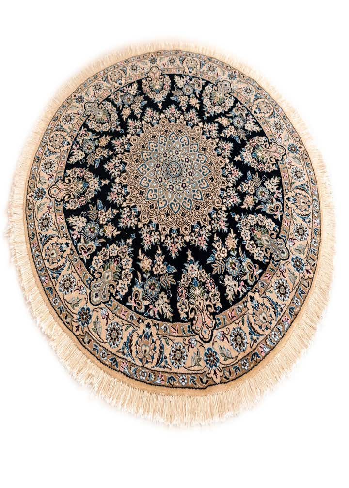 4' 11 x 4' 11 Nain Round Rug